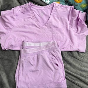 Medcouture Touch Scrubs